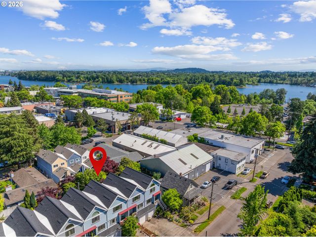 545 S FLORIDA St, Portland, OR 97219