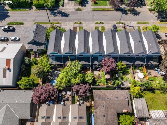 545 S FLORIDA St, Portland, OR 97219