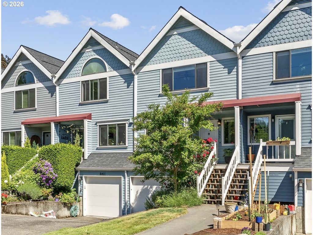 545 S FLORIDA St, Portland, OR 97219