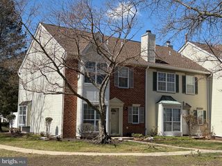 40 TOWNSEND CT, Franklin Park, NJ 08823