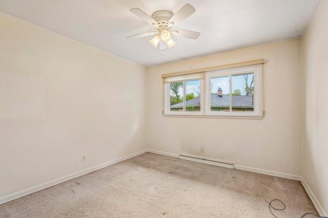 W170N9364 Woodlawn DRIVE, Menomonee Falls, WI 53051