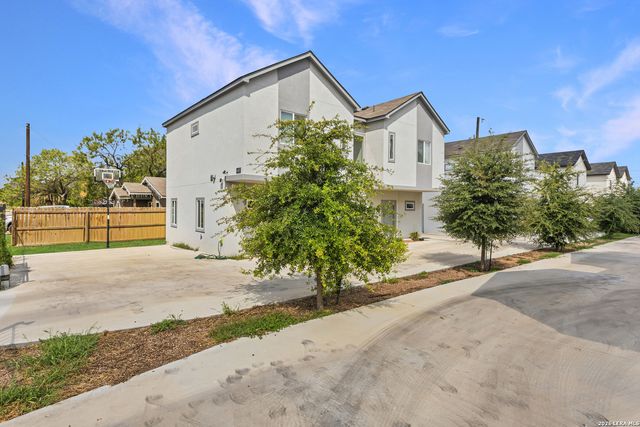 6403 MARCUM DR, San Antonio, TX 78227