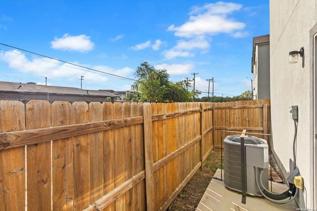 6403 MARCUM DR, San Antonio, TX 78227
