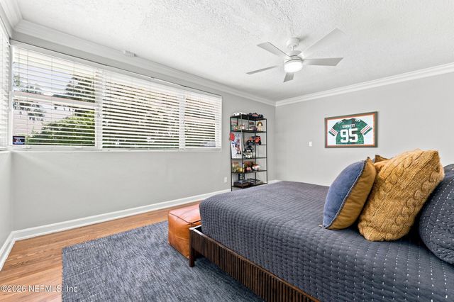 833 WATERMAN Road N, Jacksonville, FL 32207