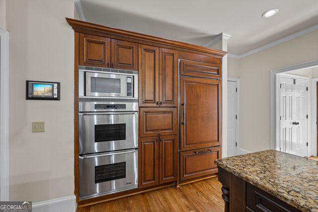 5545 Stoneleigh Drive, Suwanee, GA 30024