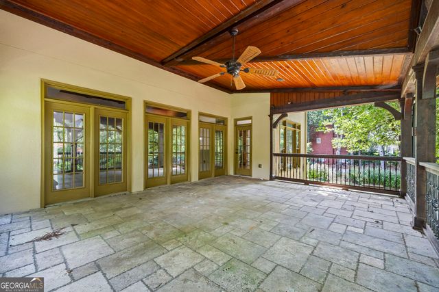 5545 Stoneleigh Drive, Suwanee, GA 30024