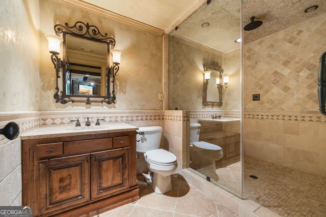 5545 Stoneleigh Drive, Suwanee, GA 30024