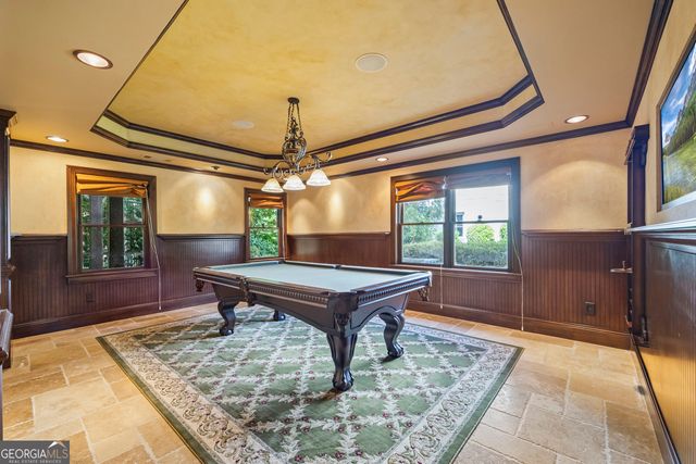 5545 Stoneleigh Drive, Suwanee, GA 30024