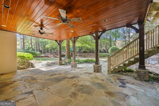 5545 Stoneleigh Drive, Suwanee, GA 30024