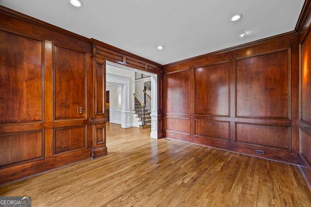 5545 Stoneleigh Drive, Suwanee, GA 30024