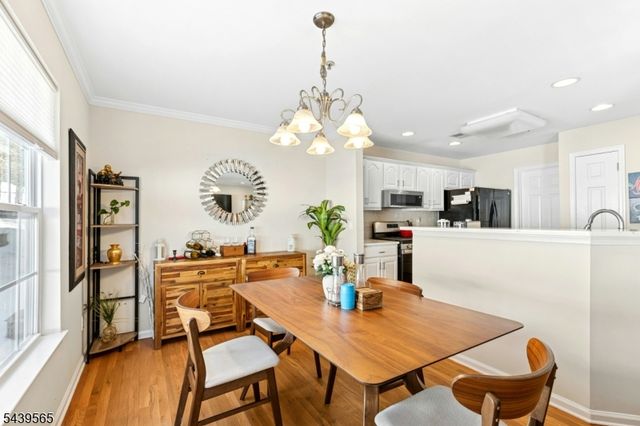 1028 Robin Ct, Green Brook Twp., NJ 08812