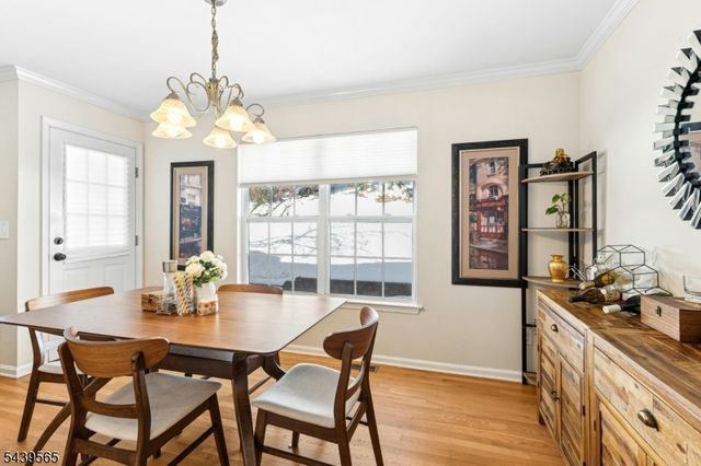 1028 Robin Ct, Green Brook Twp., NJ 08812
