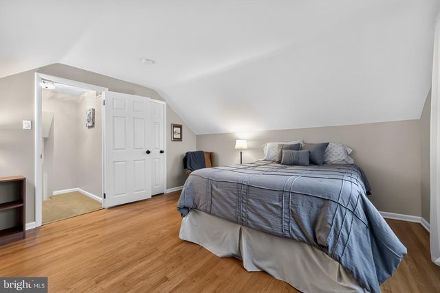 14 LAMP POST LN, Cherry Hill, NJ 08003