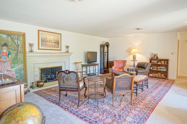 1416 W Pine Ave, Midland, TX 79705