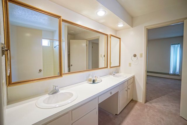 1416 W Pine Ave, Midland, TX 79705