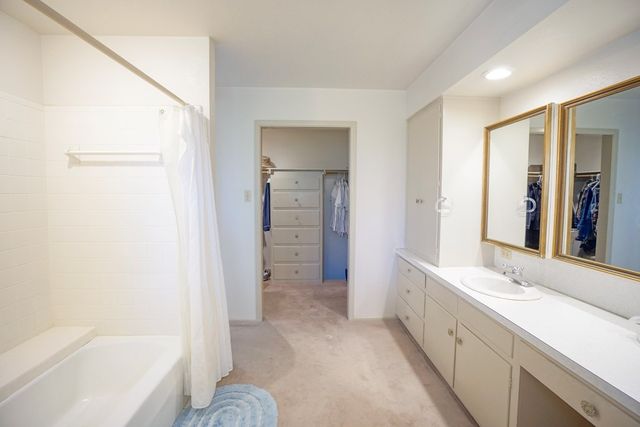 1416 W Pine Ave, Midland, TX 79705