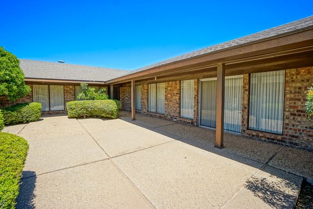 1416 W Pine Ave, Midland, TX 79705