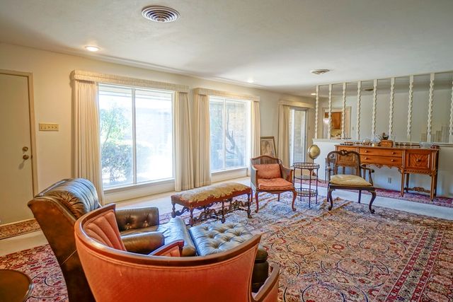 1416 W Pine Ave, Midland, TX 79705