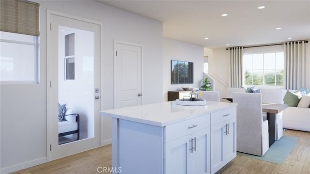 733 E. Route 66, Glendora, CA 91740