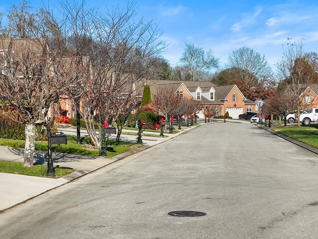 7699 Lenox Trace Drive, Hixson, TN 37343