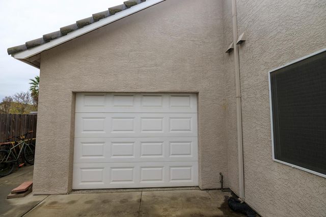 1880 Westminster Ln, Turlock, CA 95382