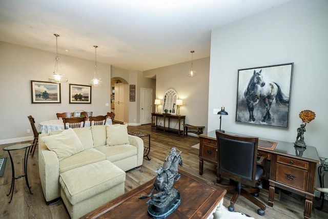 1880 Westminster Ln, Turlock, CA 95382