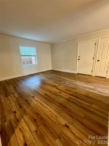 4917 Park Road B, Charlotte, NC 28209