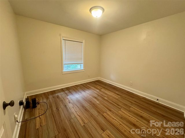 4917 Park Road B, Charlotte, NC 28209