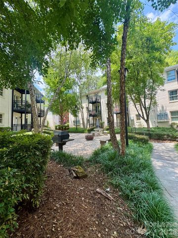 4917 Park Road B, Charlotte, NC 28209