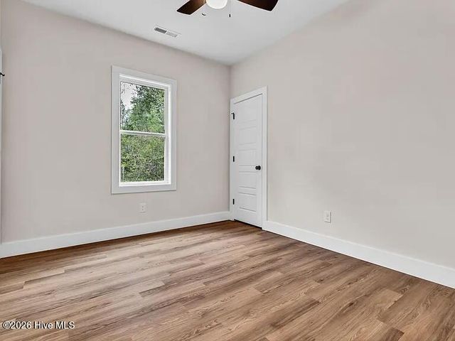1017 S 41st Street, Wilmington, NC 28403