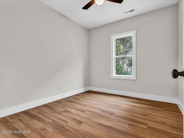 1017 S 41st Street, Wilmington, NC 28403