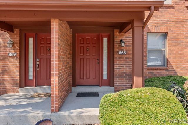 865 Forest Trace Drive C, Chesterfield, MO 63017