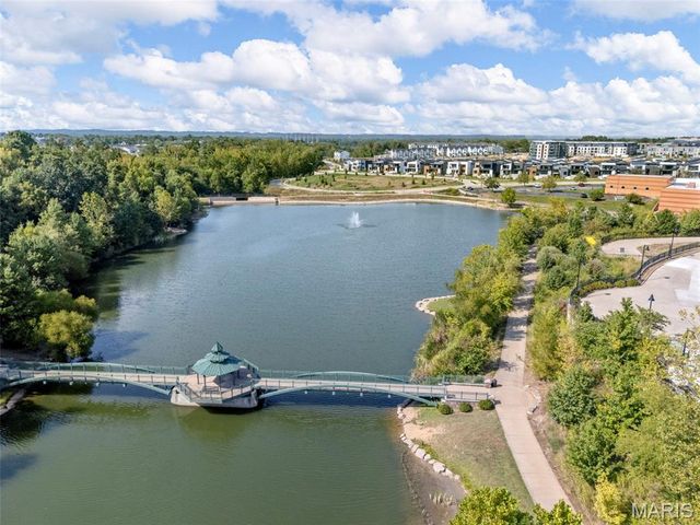 865 Forest Trace Drive C, Chesterfield, MO 63017