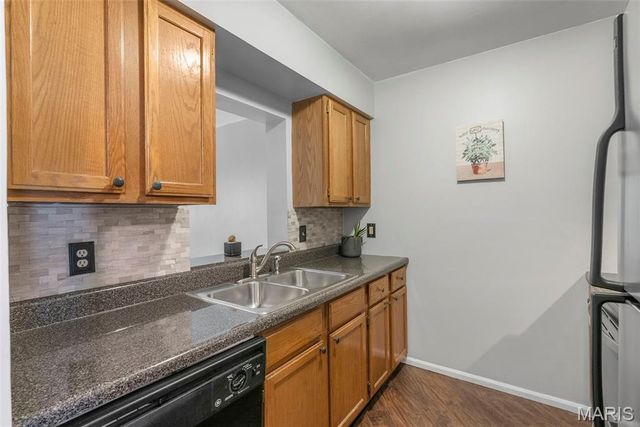 865 Forest Trace Drive C, Chesterfield, MO 63017