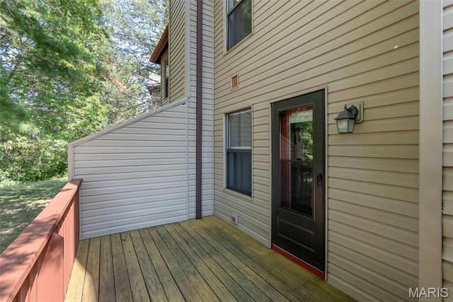 865 Forest Trace Drive C, Chesterfield, MO 63017