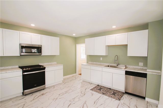 26 Olin Avenue, Perry, NY 14530