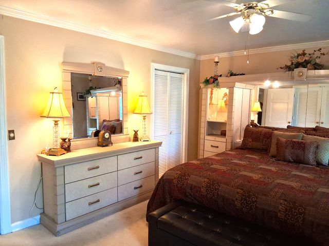 4713 Log Cabin Rd, Nashville, TN 37216