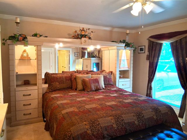 4713 Log Cabin Rd, Nashville, TN 37216
