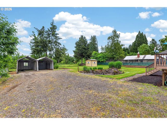5833 Sw GARDEN HOME Rd, Portland, OR 97219