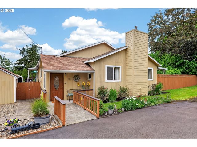 5833 Sw GARDEN HOME Rd, Portland, OR 97219
