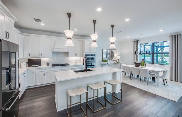 7457 SUMMER COURT, Sarasota, FL 34231