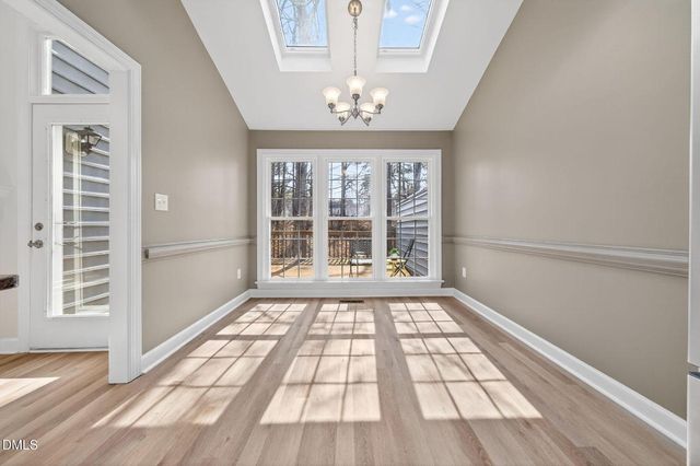 119 Heatherwood Drive, Apex, NC 27502