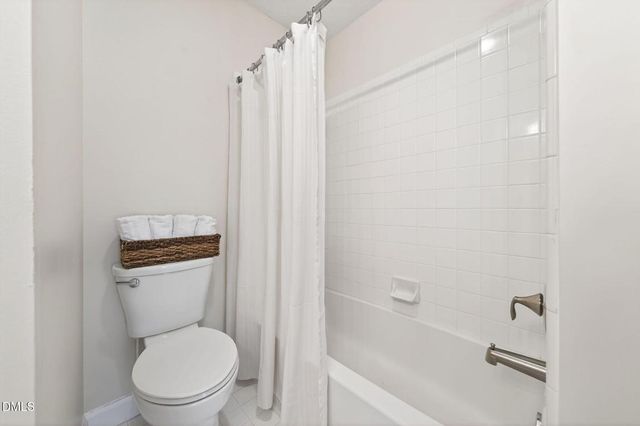 119 Heatherwood Drive, Apex, NC 27502