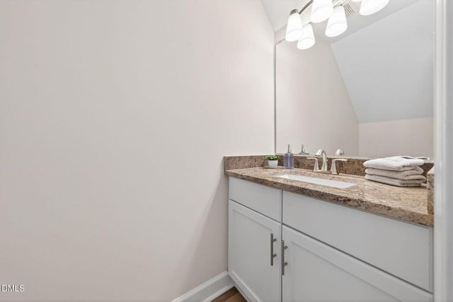 119 Heatherwood Drive, Apex, NC 27502