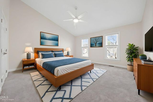 119 Heatherwood Drive, Apex, NC 27502