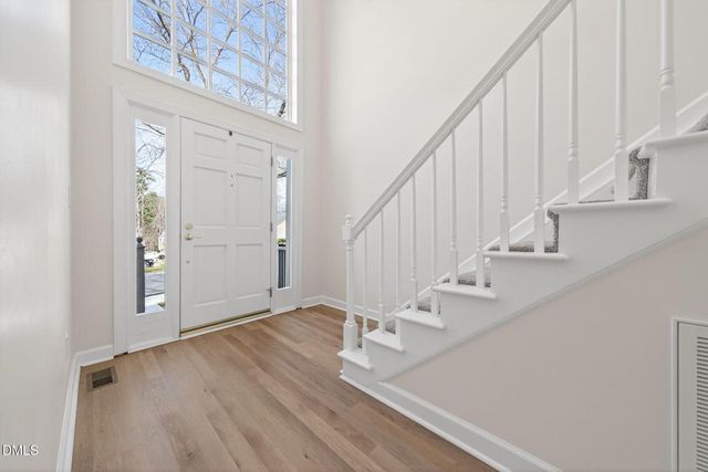 119 Heatherwood Drive, Apex, NC 27502