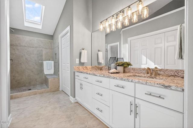 119 Heatherwood Drive, Apex, NC 27502