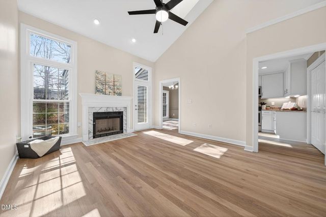 119 Heatherwood Drive, Apex, NC 27502