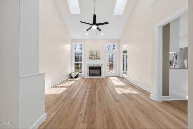 119 Heatherwood Drive, Apex, NC 27502