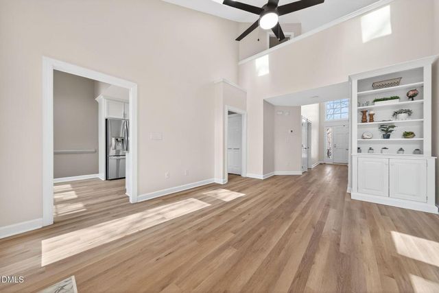 119 Heatherwood Drive, Apex, NC 27502